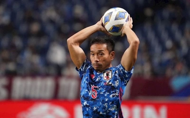 Nagamoto gây ấn tượng mạnh mẽ bởi tốc độ và khả năng công thủ toàn diện