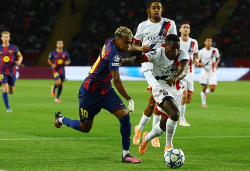 Flick nhấn mạnh bài học từ trận đấu và khẳng định Barca cần cải thiện phong độ